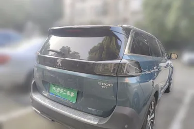 Peugeot 5008 2021, 74000 км, за 97470.49 CNY - фото 6