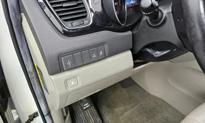 Kia Canival 2016, 82641 км, за 12200000 KRW - фото 16