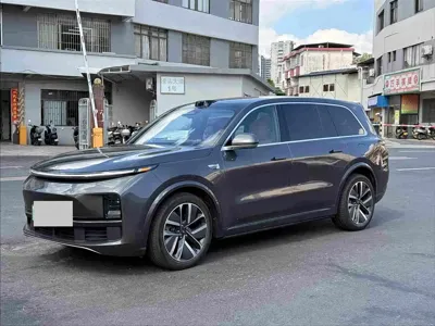 Li Auto Li L9 · 2023 год