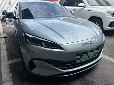 BYD 海豹06 · 2025 год