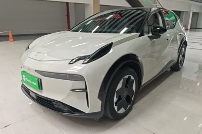 Zeekr X · 2023 год