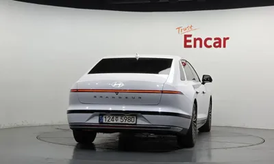 Hyundai Grandeur 2023, 43227 км, за 34300000 KRW