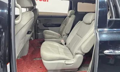 Kia Canival 2016, 184954 км, за 8900000 KRW - фото 29