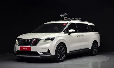 Kia Canival · 2021 год