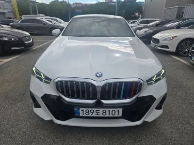 BMW 5-Series · 2024 год
