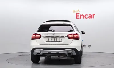 Mercedes-Benz GLA-Class 2018, 87525 км, за 17500000 KRW