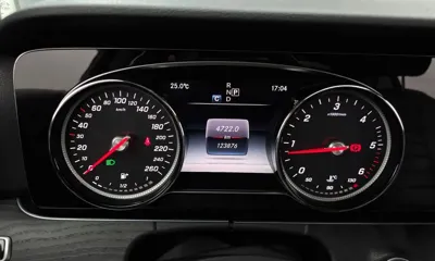 Mercedes-Benz E-Class 2017, 123876 км, за 19800000 KRW - фото 8