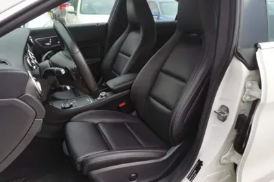 Mercedes-Benz CLA 2018, 62700 км, за 77432.37 CNY - фото 24