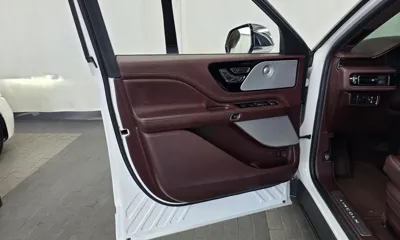 Lincoln Aviator 2022, 50804 км, за 49990000 KRW - фото 24