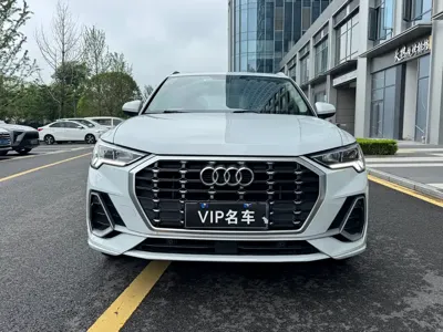 Audi Q3 2021, 72000 км, за 86800 CNY
