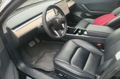 Tesla Model 3 2019, 82100 км, за 114817.7 CNY - фото 22