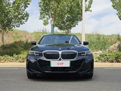BMW i3 2025, 8000 км, за 165000 CNY