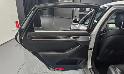 Hyundai Genesis 2016, 165295 км, за 8000000 KRW - фото 25