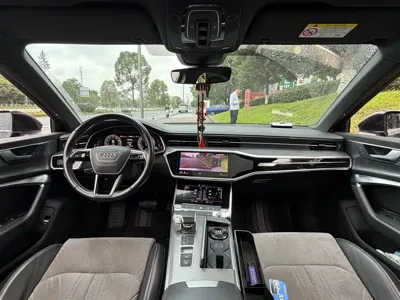 Audi A6L 2022, 69000 км, за 209000 CNY - фото 11