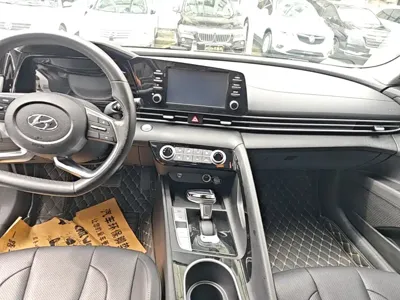 Hyundai Elantra 2021, 41100 км, за 51400 CNY - фото 13