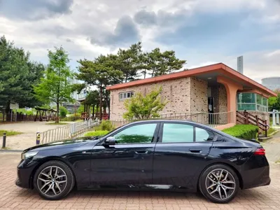 BMW 5-Series 2025, 12662 км, за 67000000 KRW