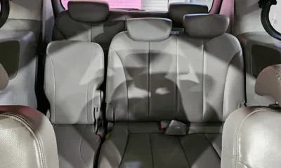 Kia Canival 2012, 199638 км, за 3500000 KRW - фото 9