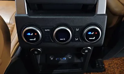Land Rover Discovery 2018, 159045 км, за 27990000 KRW - фото 18