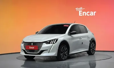 Peugeot 208 · 2022 год