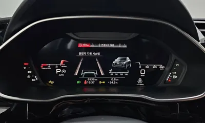 Audi Q3 2025, 6539 км, за 53900000 KRW - фото 8