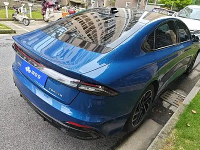 Lincoln Z 2022, 23300 км, за 114700 CNY