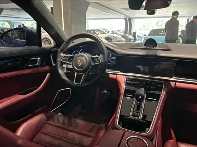 Porsche Panamera 2020, 68000 км, за 548000 CNY - фото 12