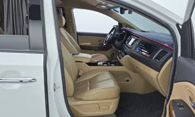 Kia Canival 2016, 129905 км, за 16400000 KRW - фото 11