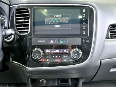 Mitsubishi Outlander 2021, 69000 км, за 69000 CNY - фото 15