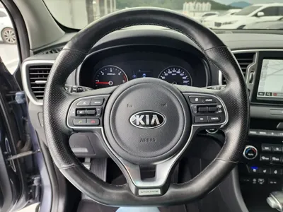 Kia Sportage 2018, 71823 км, за 12900000 KRW - фото 15