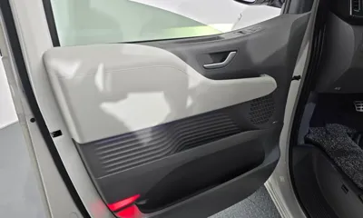 Hyundai Staria 2023, 34040 км, за 37900000 KRW - фото 24
