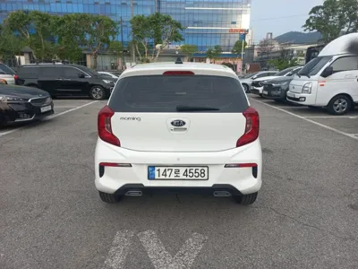 Kia Morning 2021, 101131 км, за 9990000 KRW