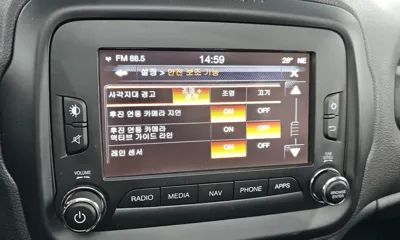 Jeep Renegade 2017, 167641 км, за 7500000 KRW - фото 12
