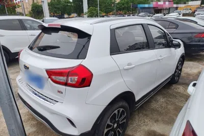 Geely Auto Vision X3 2017, 61500 км, за 36976.24 CNY - фото 6