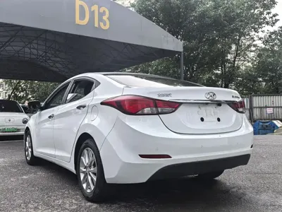 Hyundai Elantra Langdong 2017, 99000 км, за 26000 CNY - фото 6