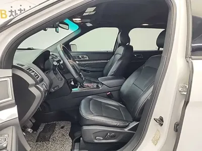 Ford Explorer 2017, 108759 км, за 12490000 KRW - фото 11