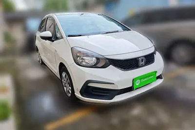 Honda Fit 2021, 33900 км, за 52765.84 CNY