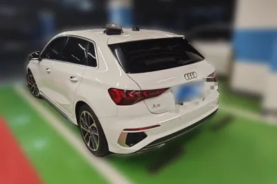 Audi A3 2022, 102400 км, за 84419.26 CNY