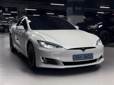 Tesla Model S 2018, 151323 км, за 32990000 KRW