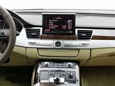 Audi A8 2012, 173000 км, за 66800 CNY - фото 12