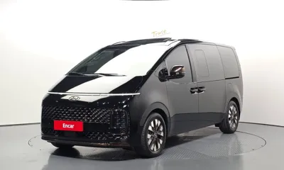 Hyundai Staria · 2024 год