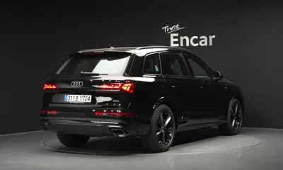 Audi Q7 2026, 14 км, за 128800000 KRW
