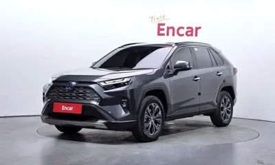 Toyota RAV4 · 2023 год