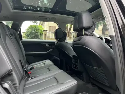 Audi Q7 2025, 1500 км, за 488000 CNY - фото 7