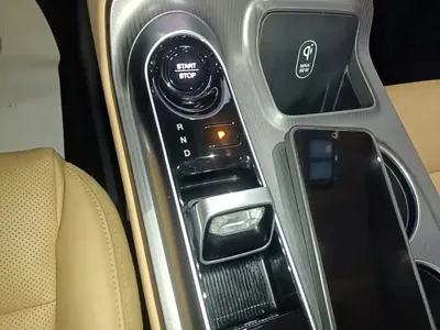 GAC Motor 传祺E8 PHEV 2024, 36400 км, за 145200 CNY - фото 14