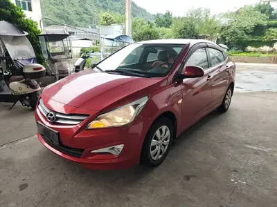 Hyundai Verna · 2015 год