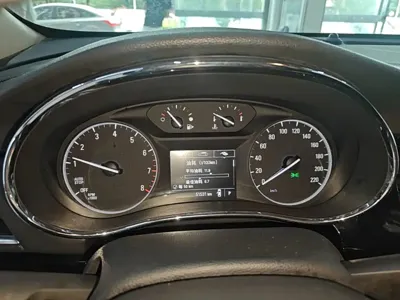 Buick Encore 2016, 51500 км, за 31900 CNY - фото 12