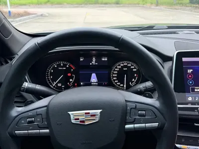 Cadillac CT5 2021, 53000 км, за 109800 CNY - фото 9