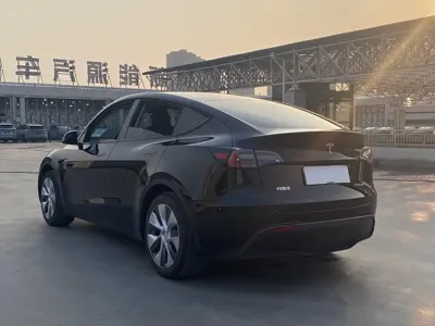 Tesla Model Y 2022, 66000 км, за 150900 CNY