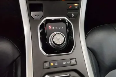 Land Rover Range Rover Evoque 2016, 103100 км, за 77144.57 CNY - фото 16