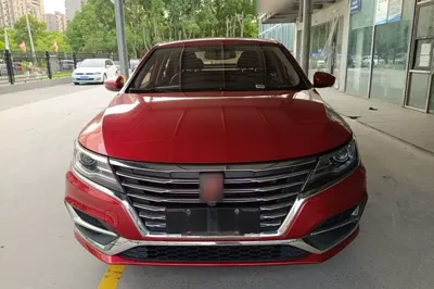 Roewe i6 2020, 60800 км, за 37986.97 CNY